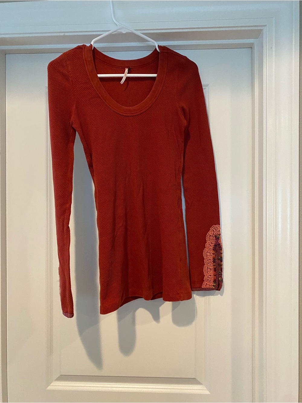 Long Sleeve Scoop Neck Thermal Top in Rust
